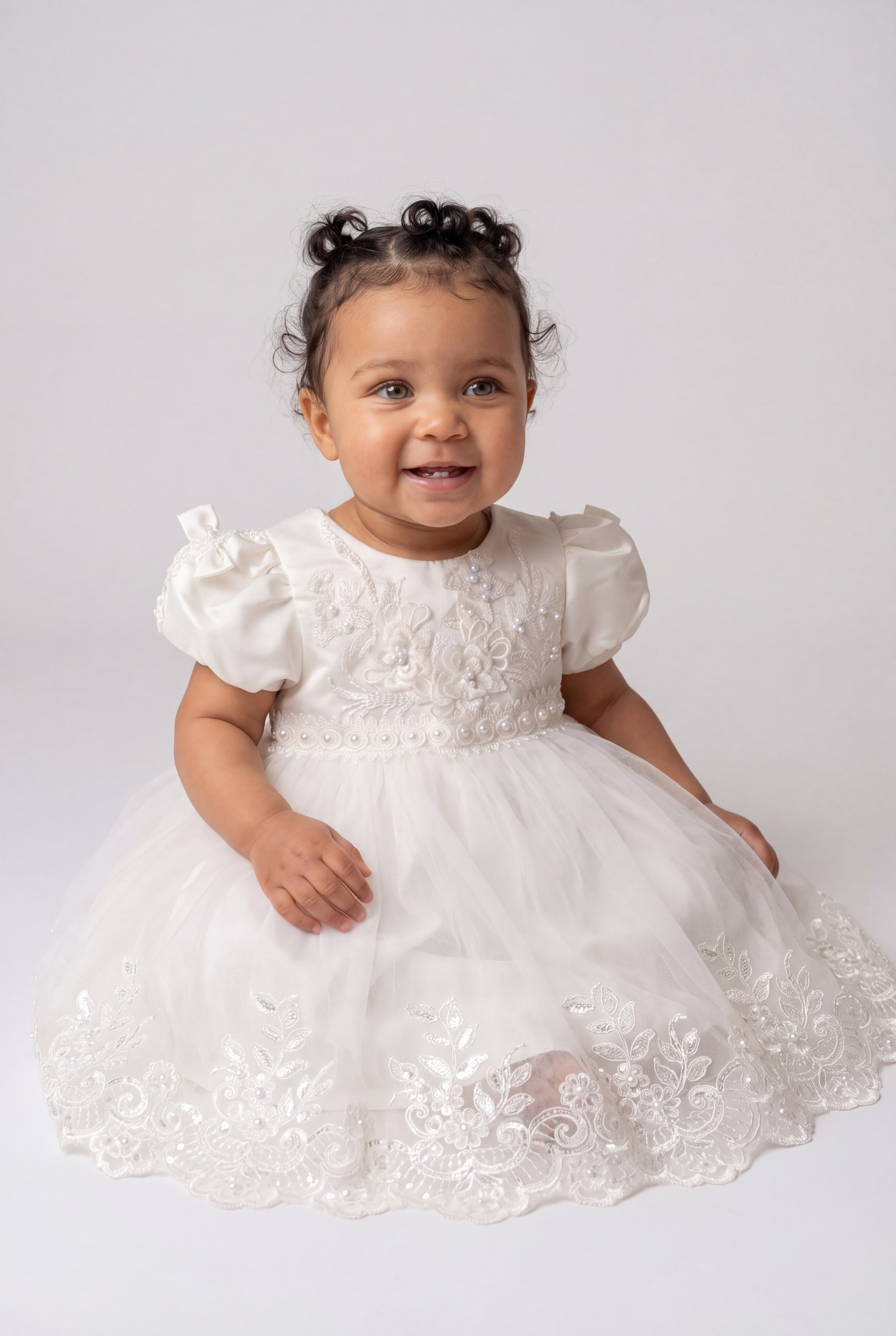 Vestito da Battesimo in Tulle con Applicazioni Floreali Avorio per Bambina