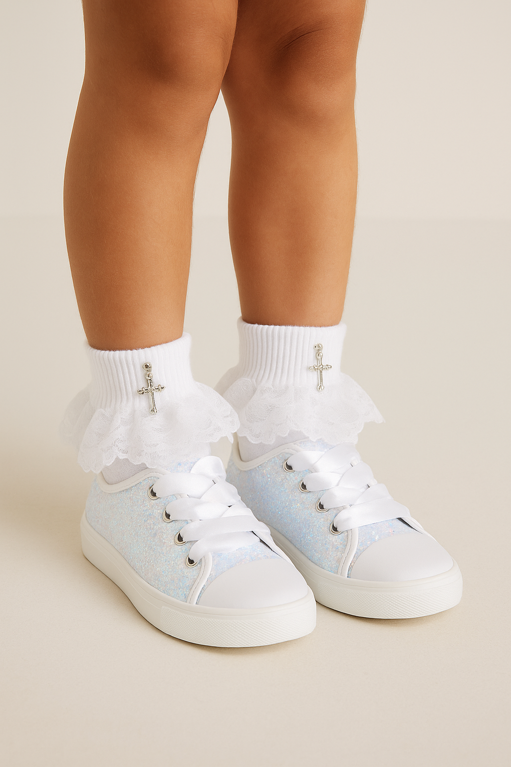Girls' Glitter Sneakers with Satin Ribbon Laces – TRINITY - Multicolour Model Picture