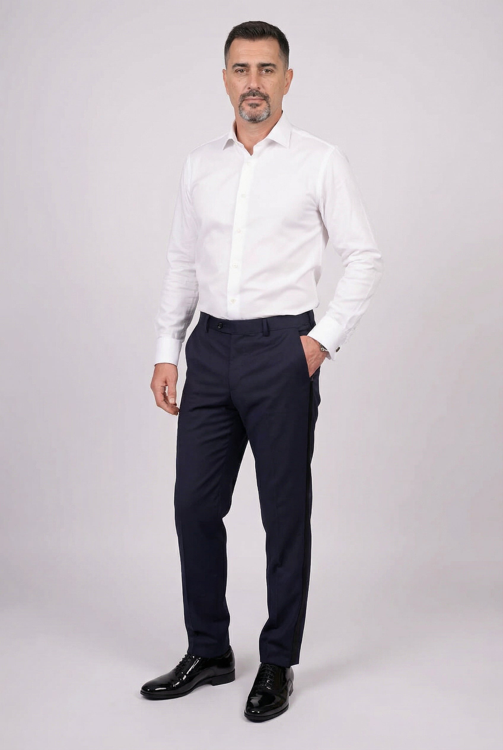 Men’s 4-Piece Shawl Lapel Tuxedo Suit - William - Navy Trousers Model Picture