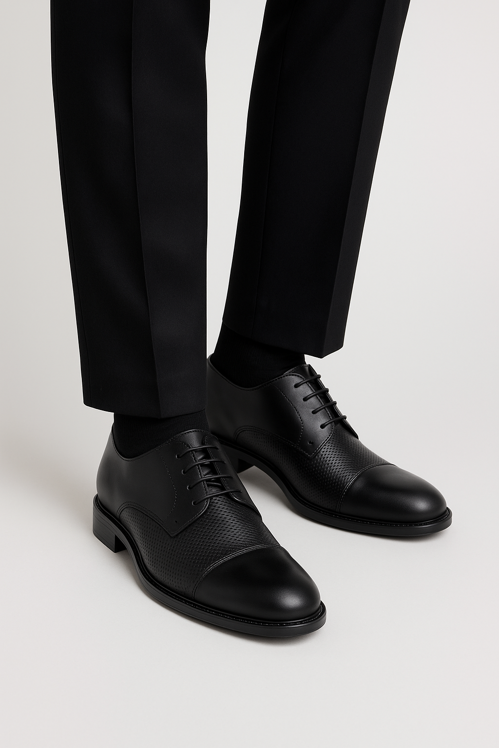 Men’s Cap Toe Derby Dress Shoes - GROSVENOR - Matt Black Model Picture