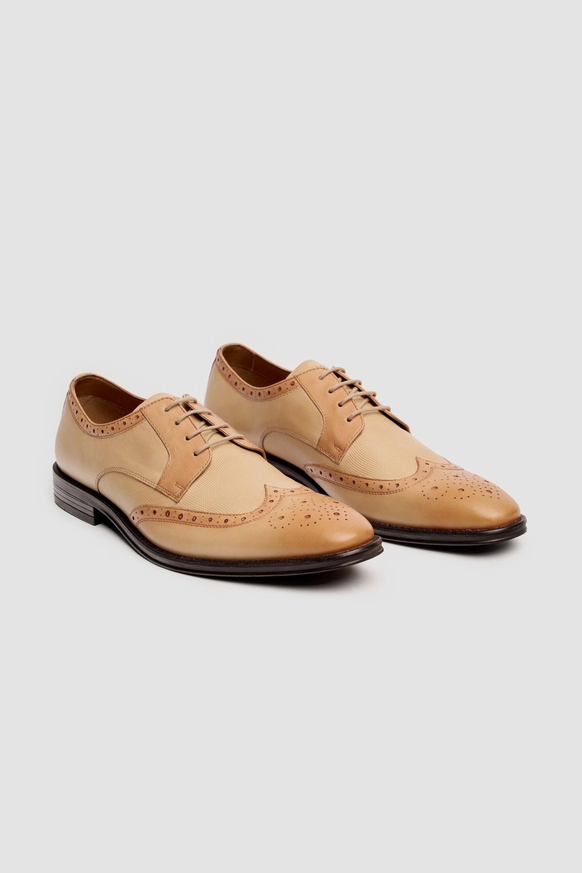 Men’s Genuine Leather Wingtip Brogue Shoes - Lorenzo - Ivory Pair Side Picture