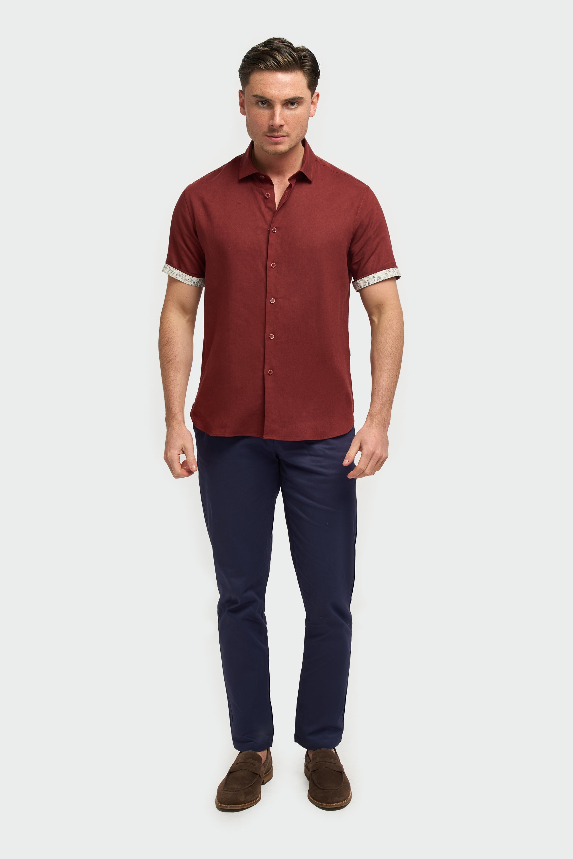 Men’s Linen Blend Short Sleeve Shirt with Cuff Trim - Matera - Rust Model Front Picture