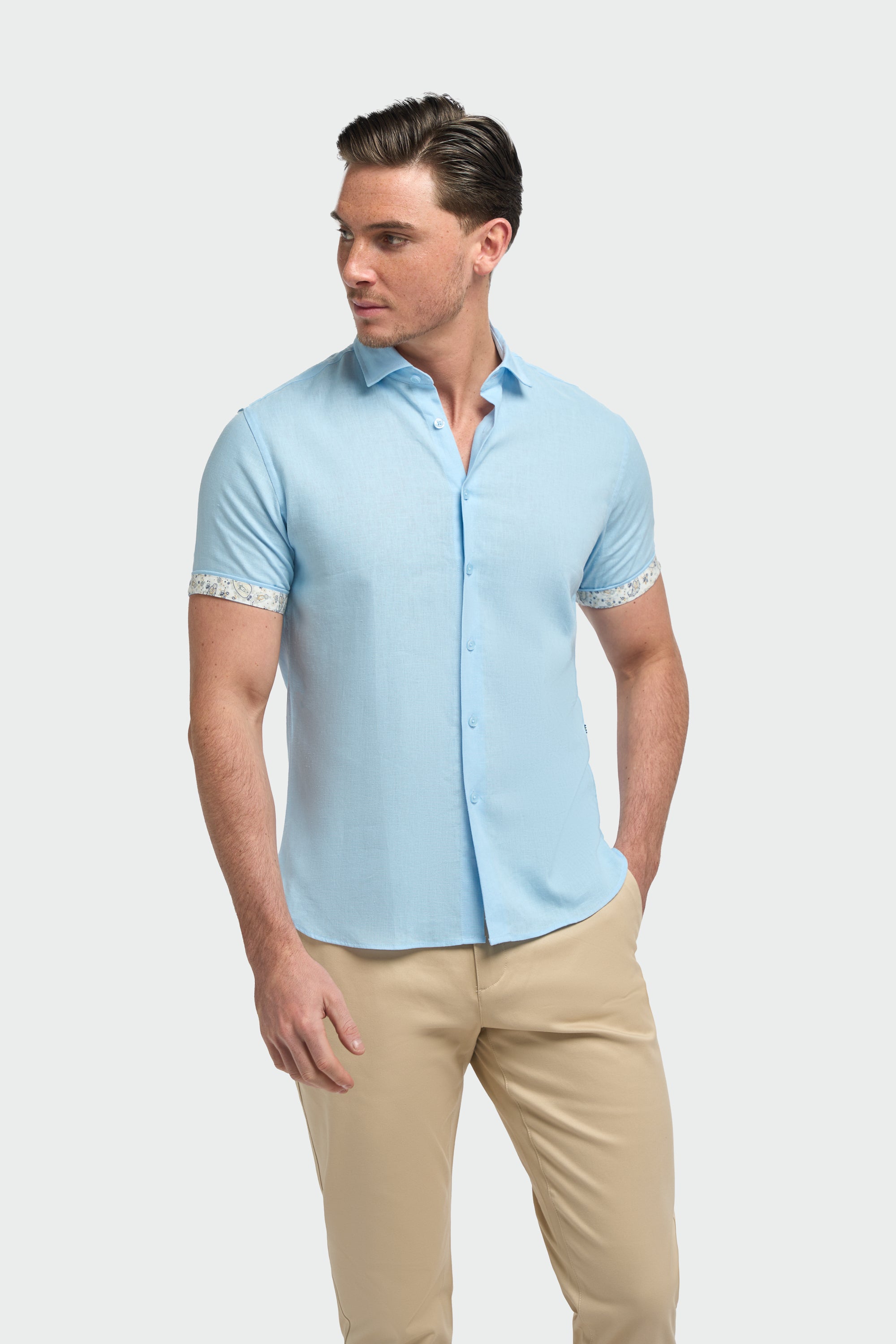 Men’s Linen Blend Short Sleeve Shirt with Cuff Trim - Matera - Sky Blue Model Picture