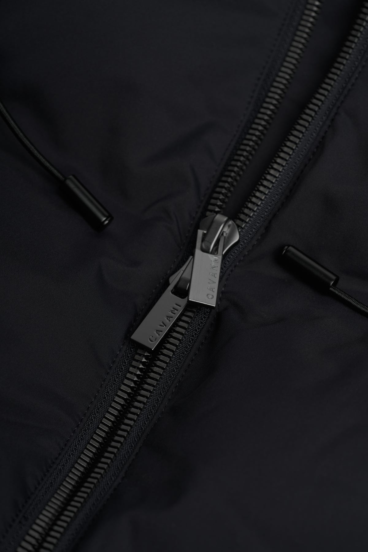 Men’s Long Hooded Puffer Winter Coat – Cavani Delray Black Zip Picture