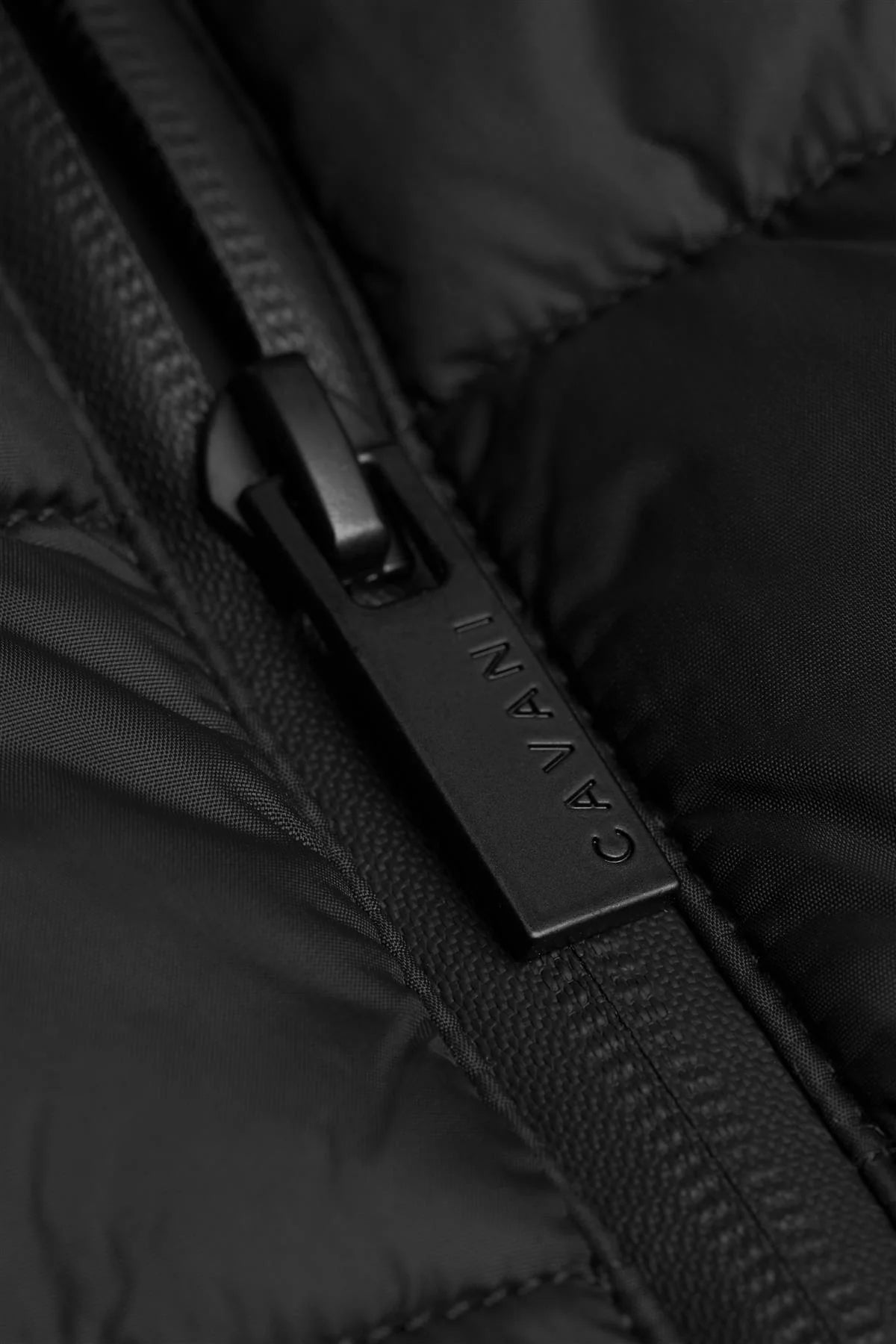 Langer, wattierter Herrenmantel – Heston – Schwarz