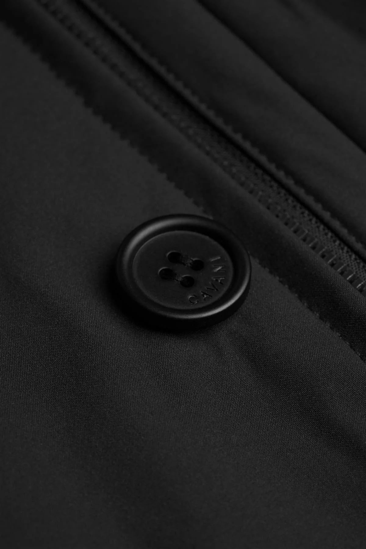 Langer, wattierter Herrenmantel – Heston – Schwarz