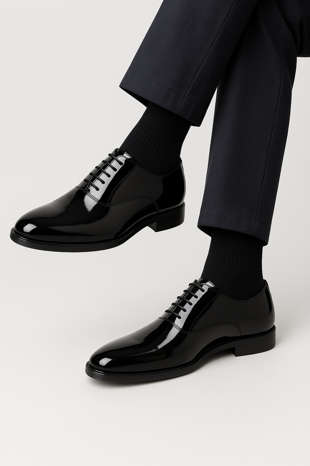 Men’s Patent Oxford Dress Shoes - Soho - Black Modle Picture