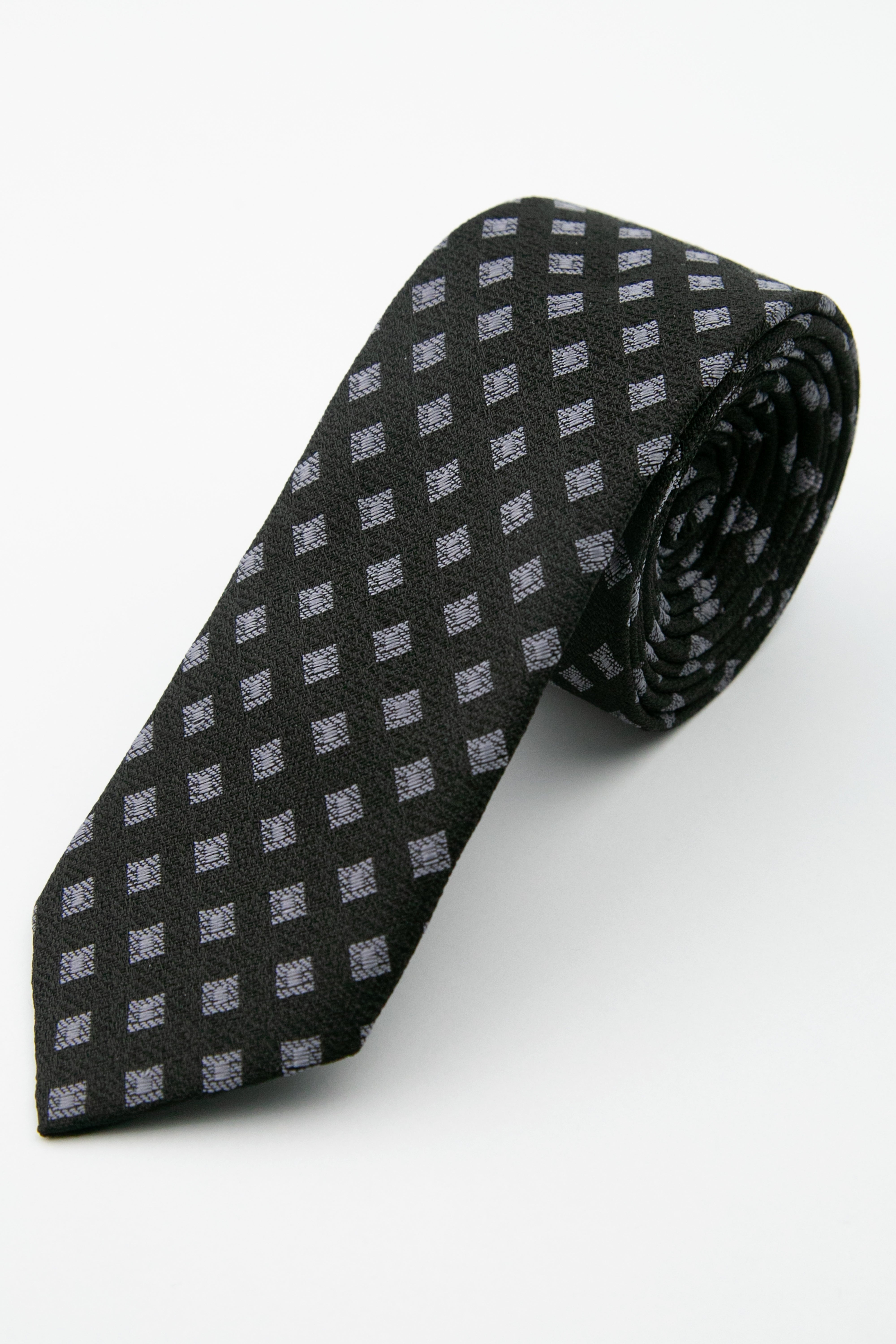 Men’s Textured Diamond Slim Tie & Pocket Square Set - Black Tie Picture