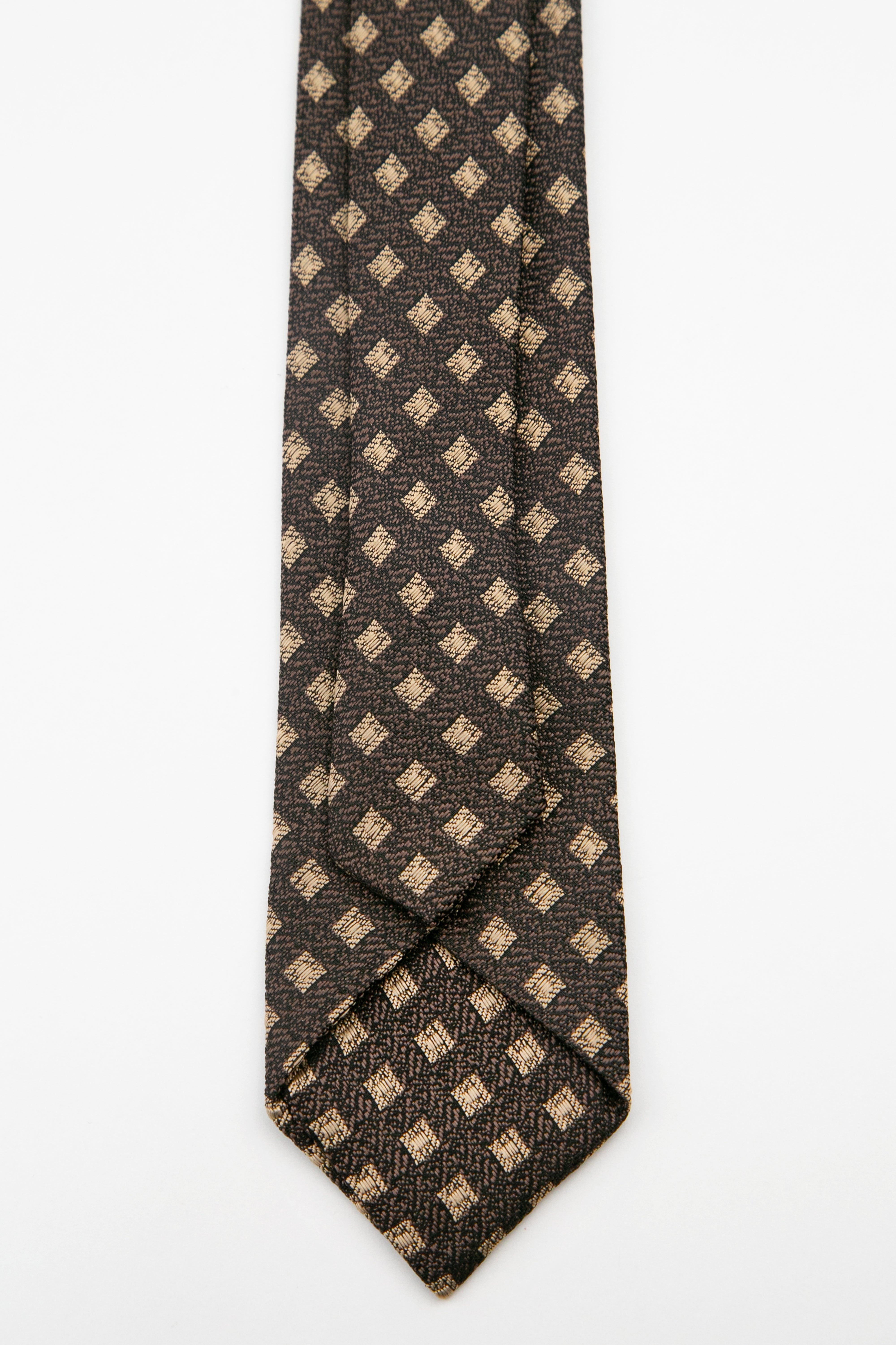 Men’s Textured Diamond Slim Tie & Pocket Square Set - Brown Back Picture