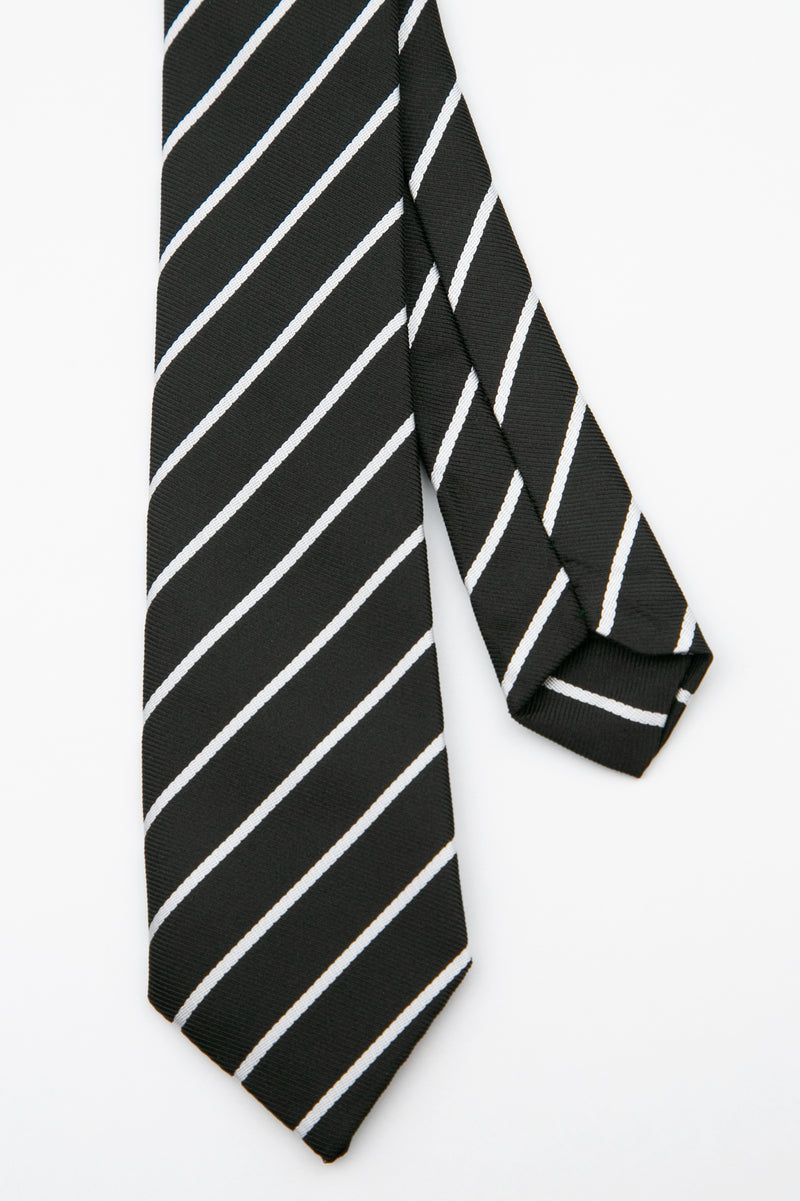Men’s Textured Striped Slim Tie & Pocket Square Set in Black&White Tie Front Picture