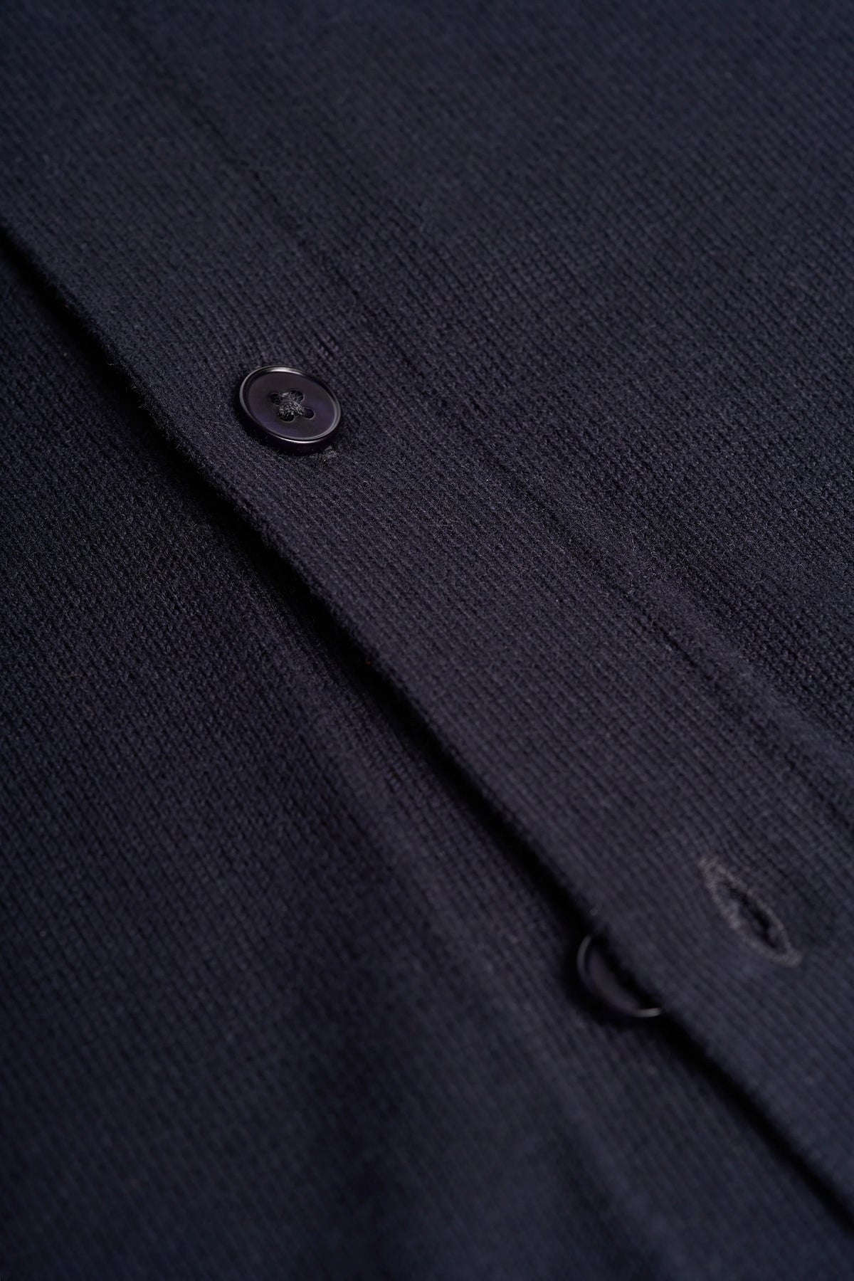 Men's Cotton Collared Button-Up Cardigan – Cavani Roselli Navy detail picture