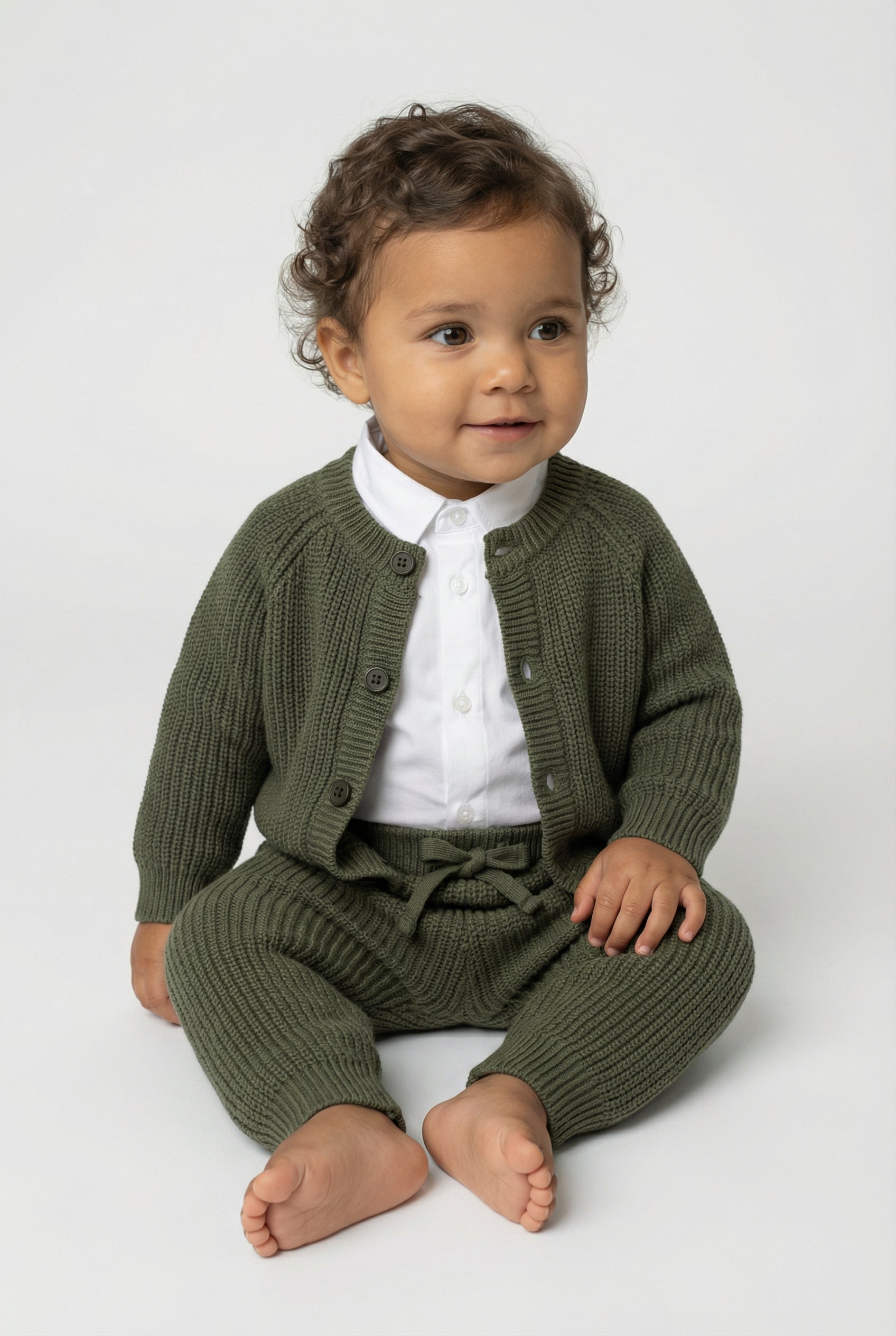 Unisex Baby 2-Piece Ribbed Knit Cardigan & Trousers Lounge Set - Green Model Picture