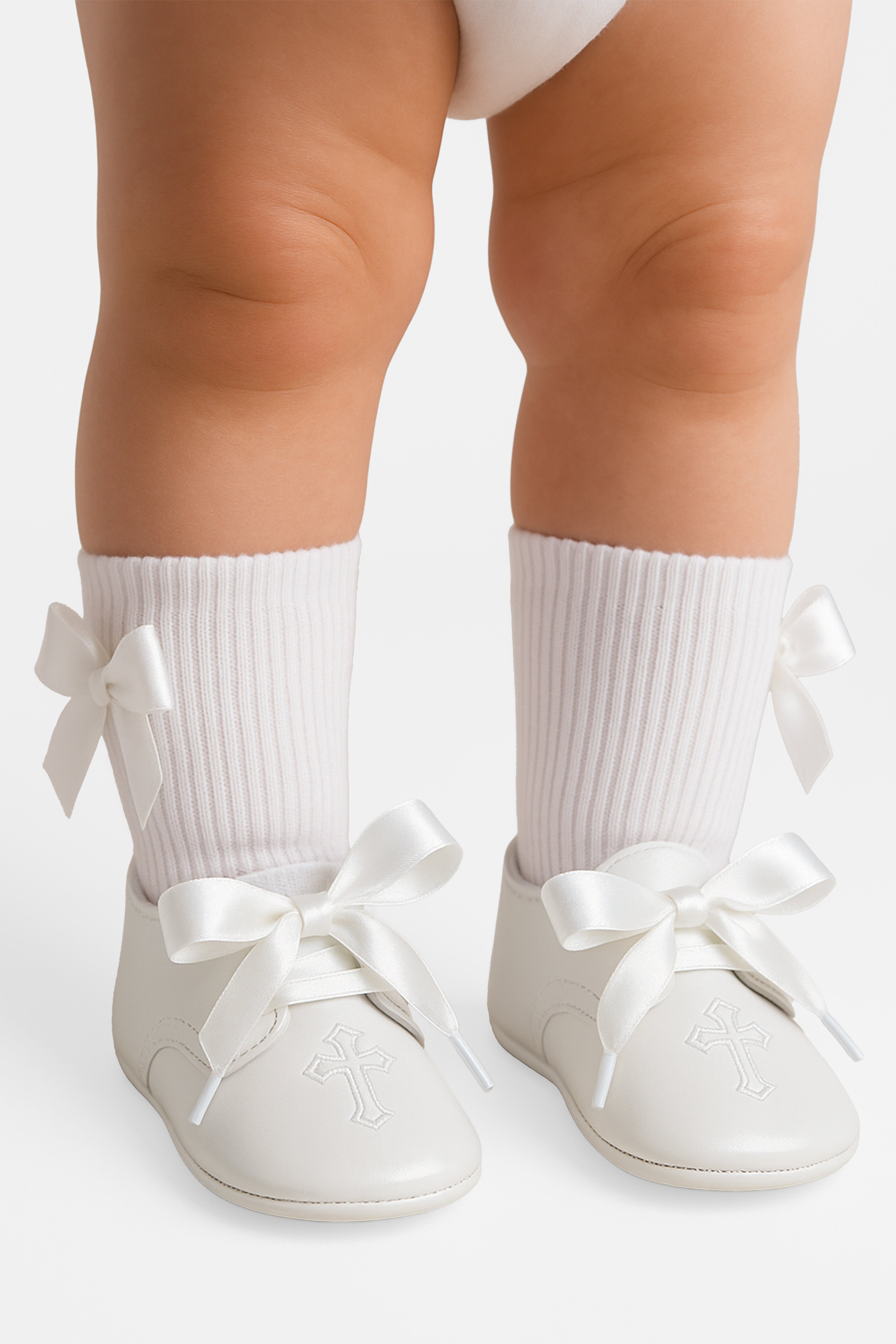 Unisex Christening Baby Pre-Walkers Shoes - 912 - Ivory Model Picture