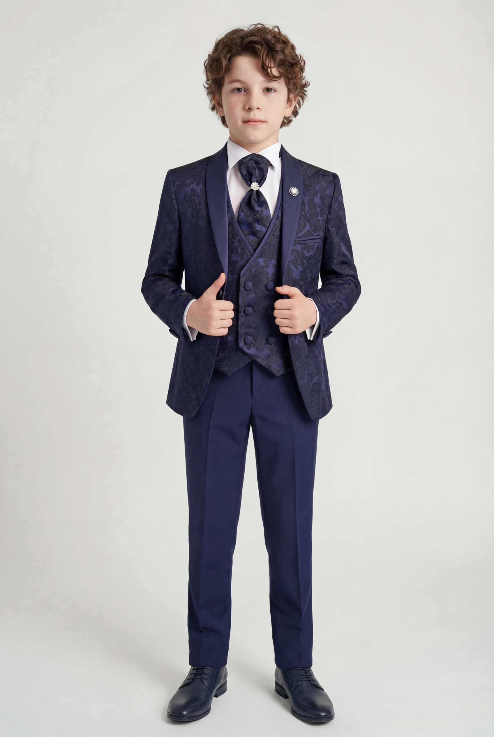 Erkek Çocuk Saten Yaka Etnik Çiçek Desenli Smokin Takım - Lacivert