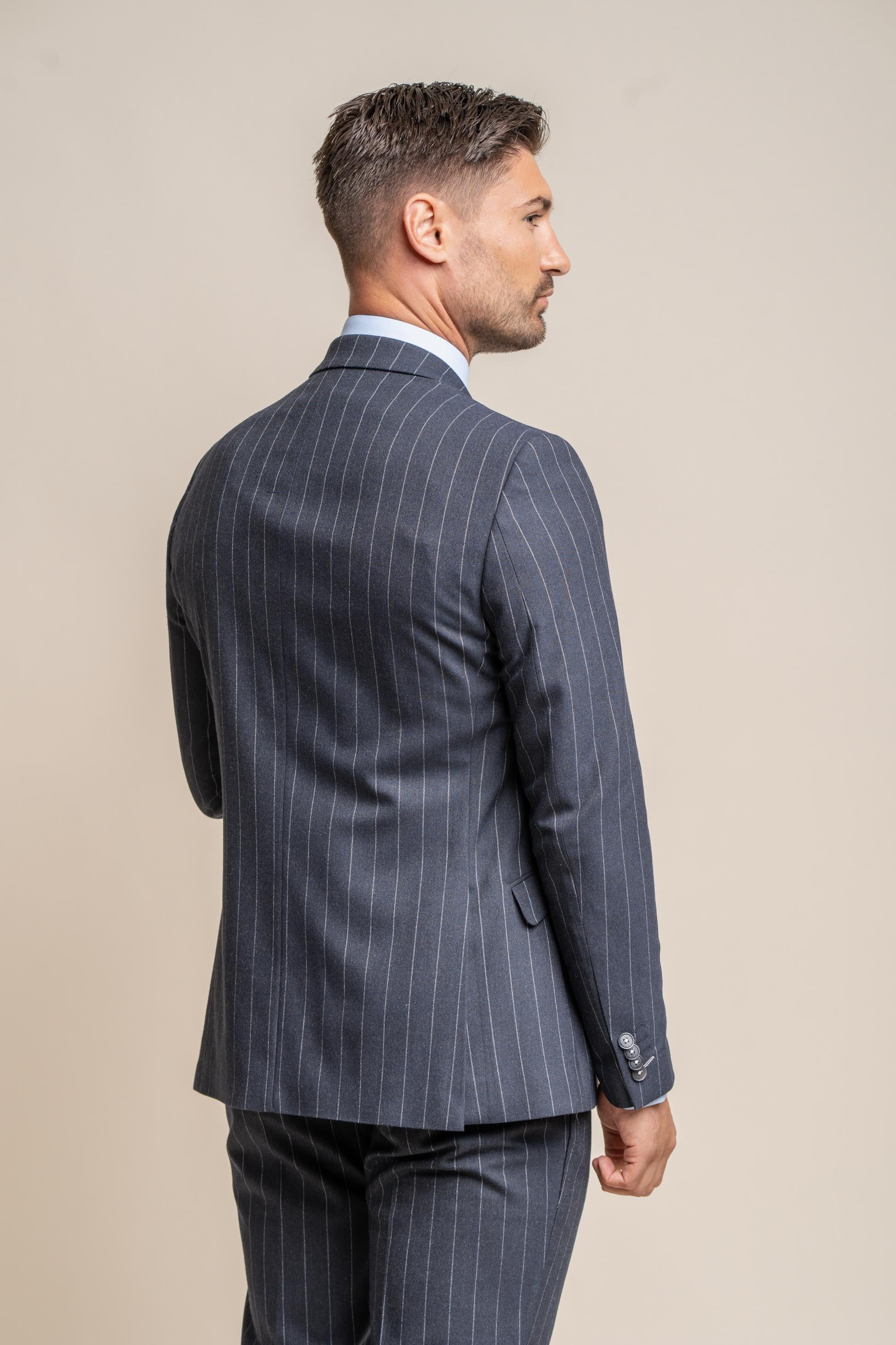 Herren Nadelstreifen Slim Fit Marineblauer Anzug - Invincible - Marineblau