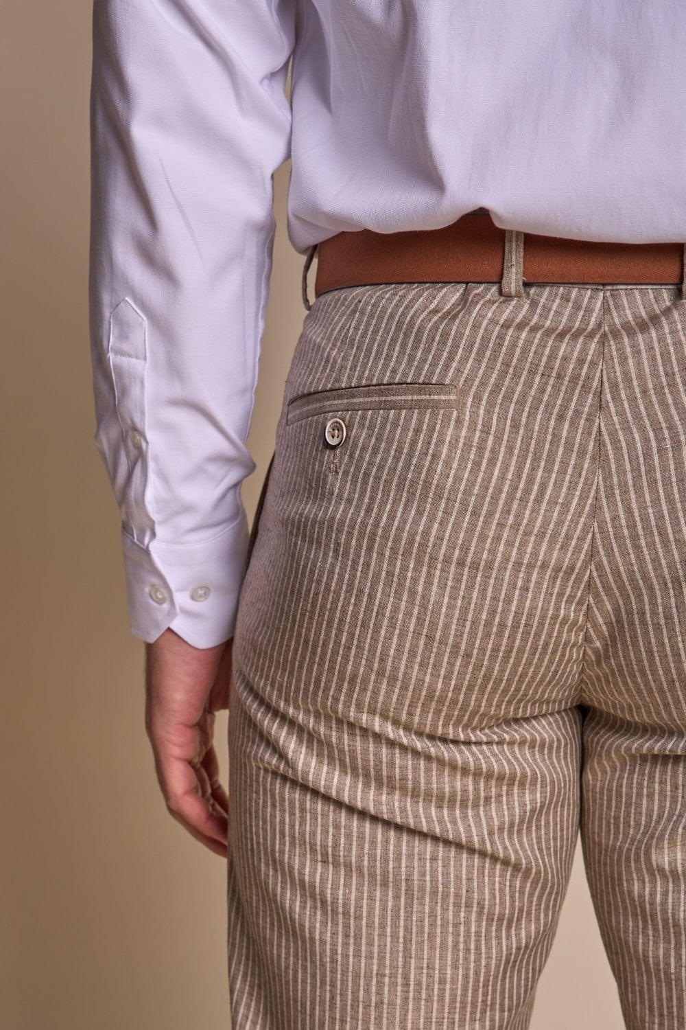 Herren Slim Fit Nadelstreifen Beiger Anzug – KRAKEN Sand - Sandbeige