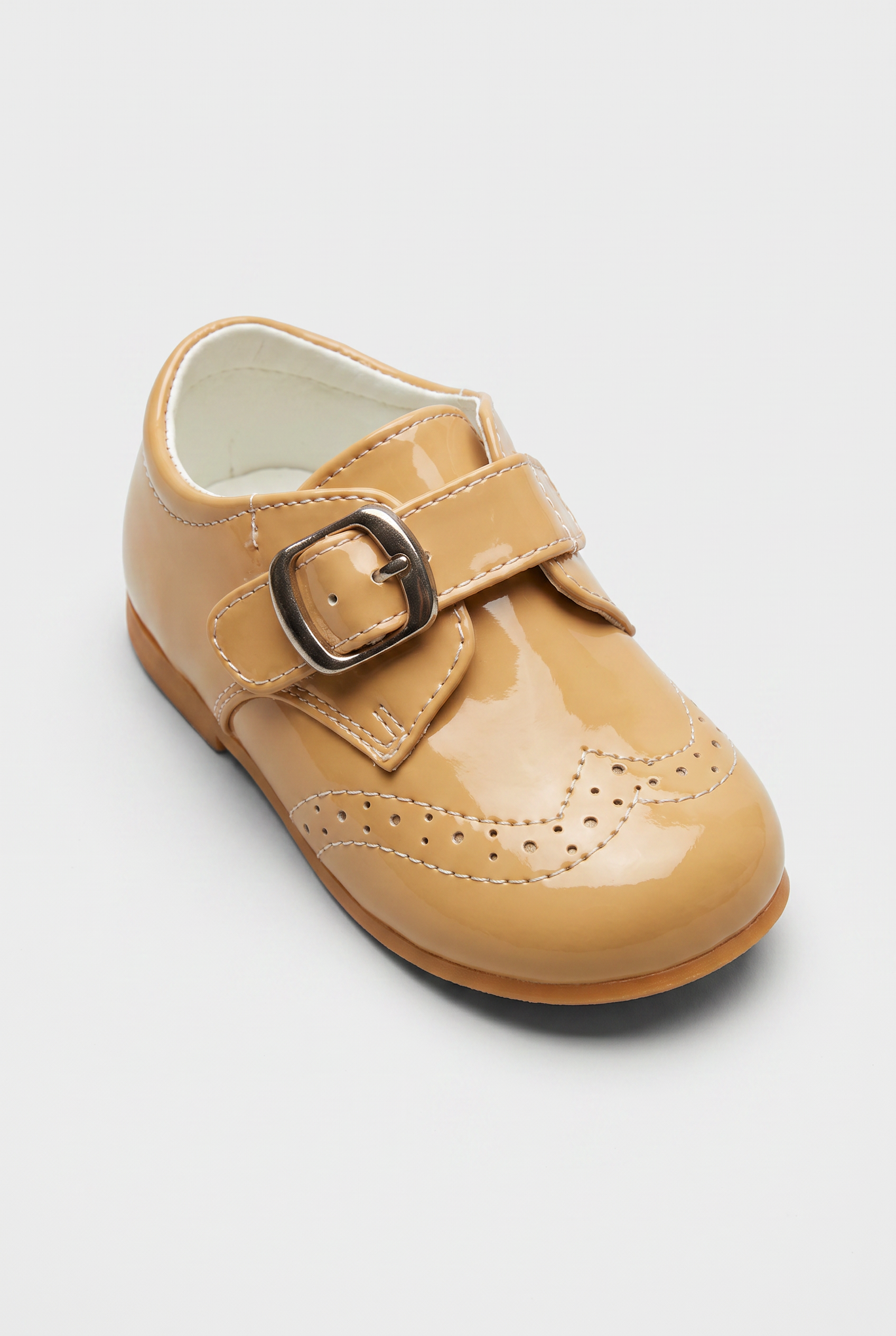 Scarpe formali da cerimonia per bambini e bambine con chiusura a strappo in Beige