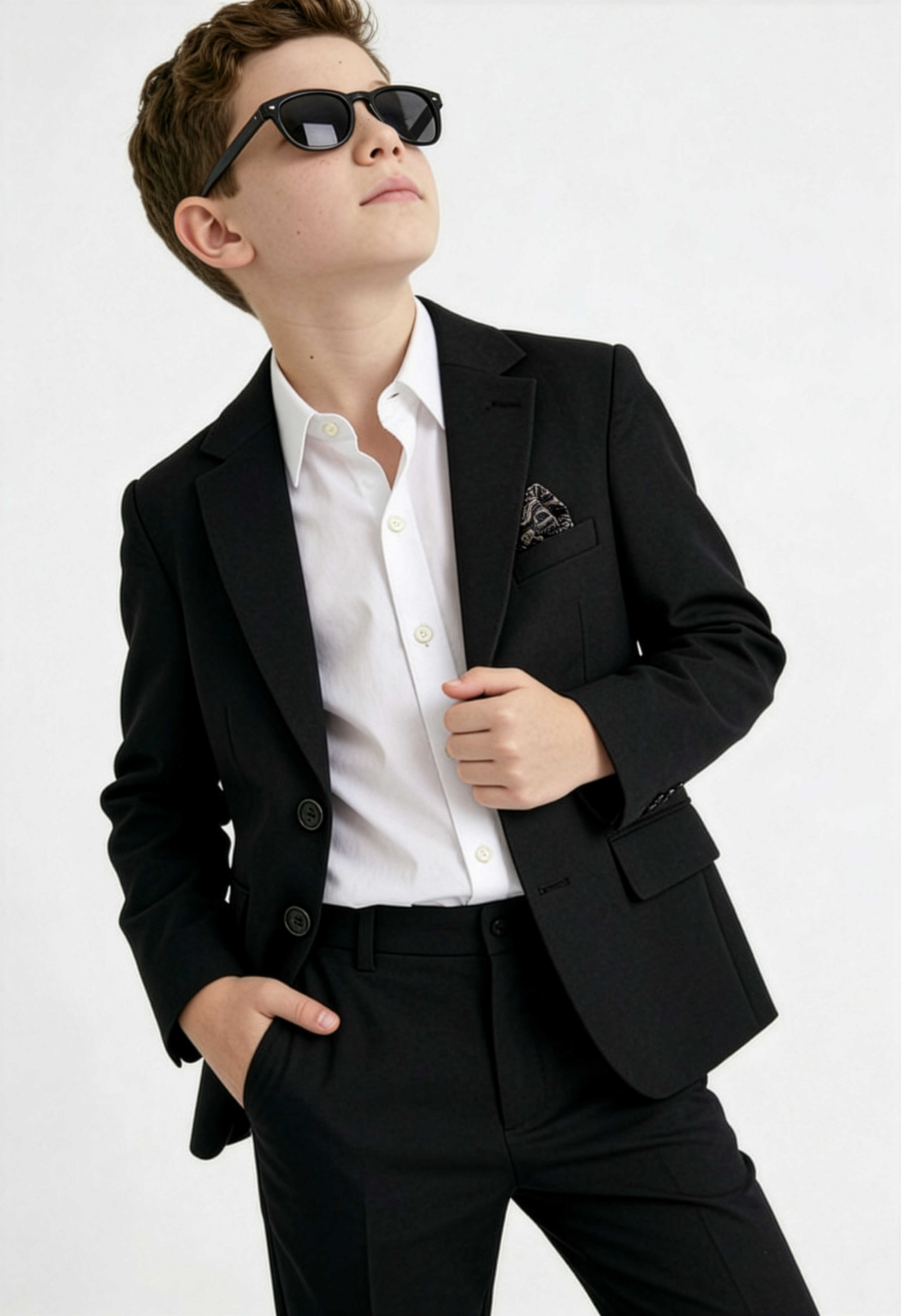 جاكيت بليزر كلاسيكي أسود للأولاد