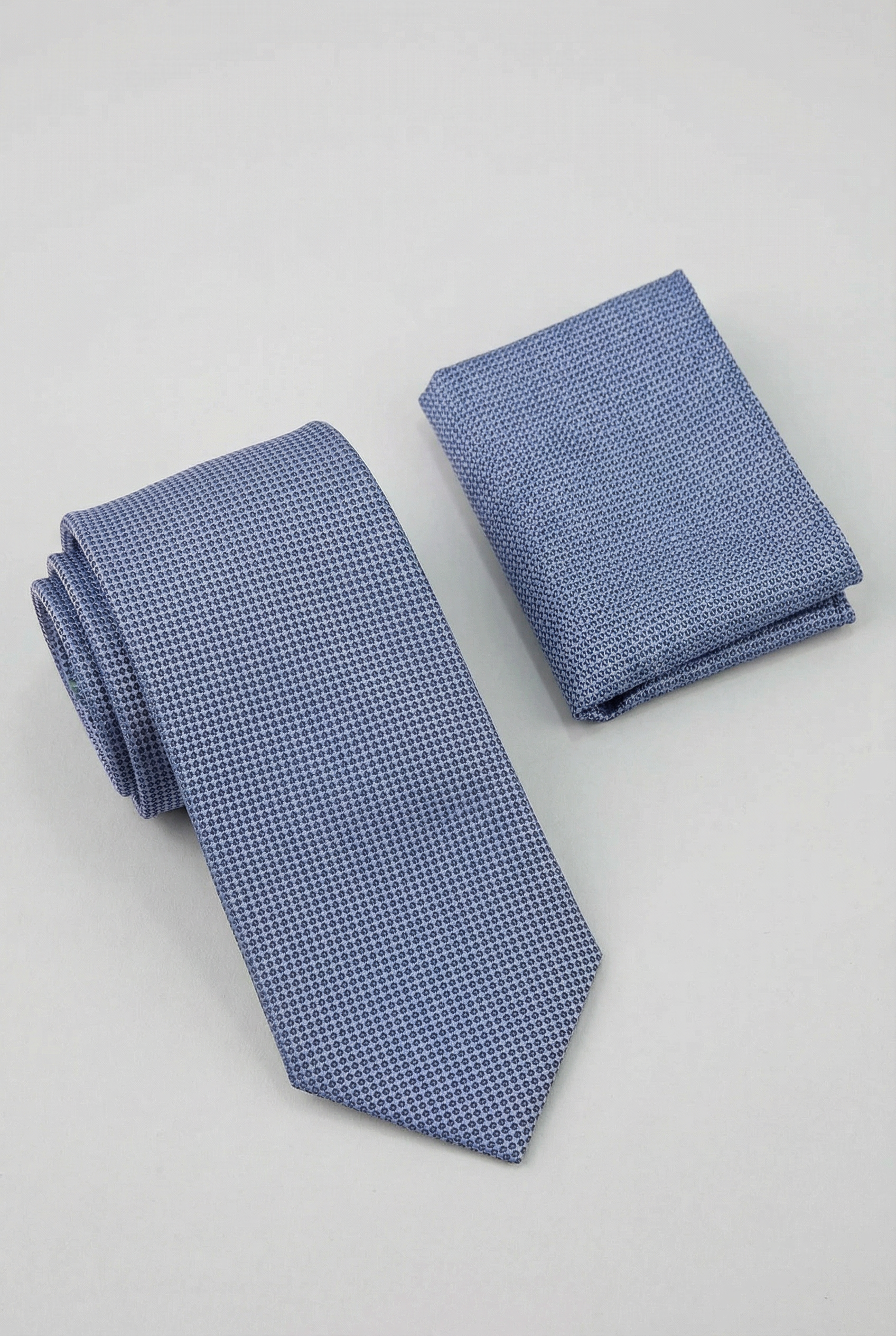 بدلة أولاد مزدوجة الصدر مخططة - طقم 3 قطع و 6 قطع - أزرق سماوي