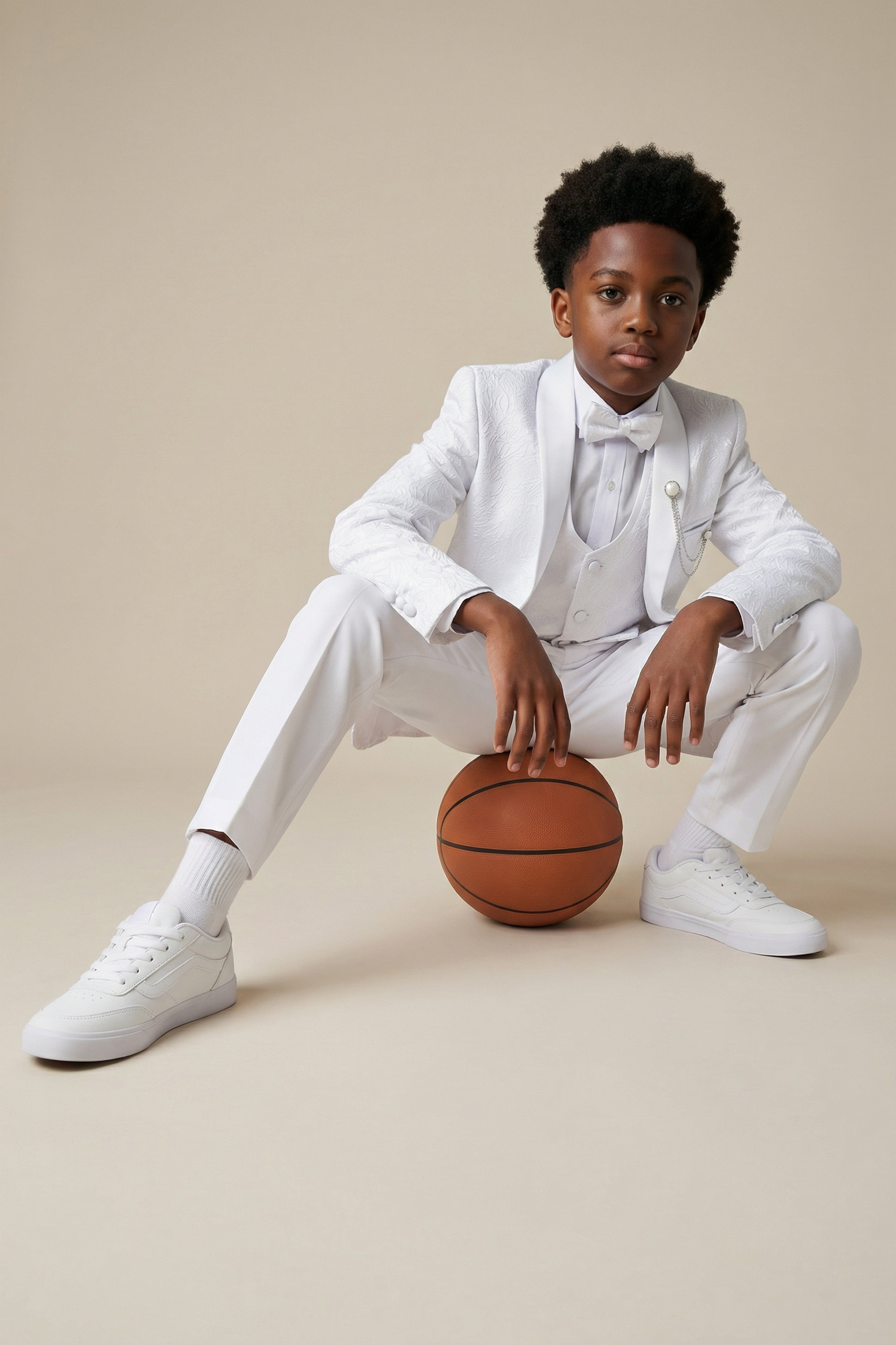 Boys’ 5 Piece White Floral Textured Communion Tuxedo Suit - White