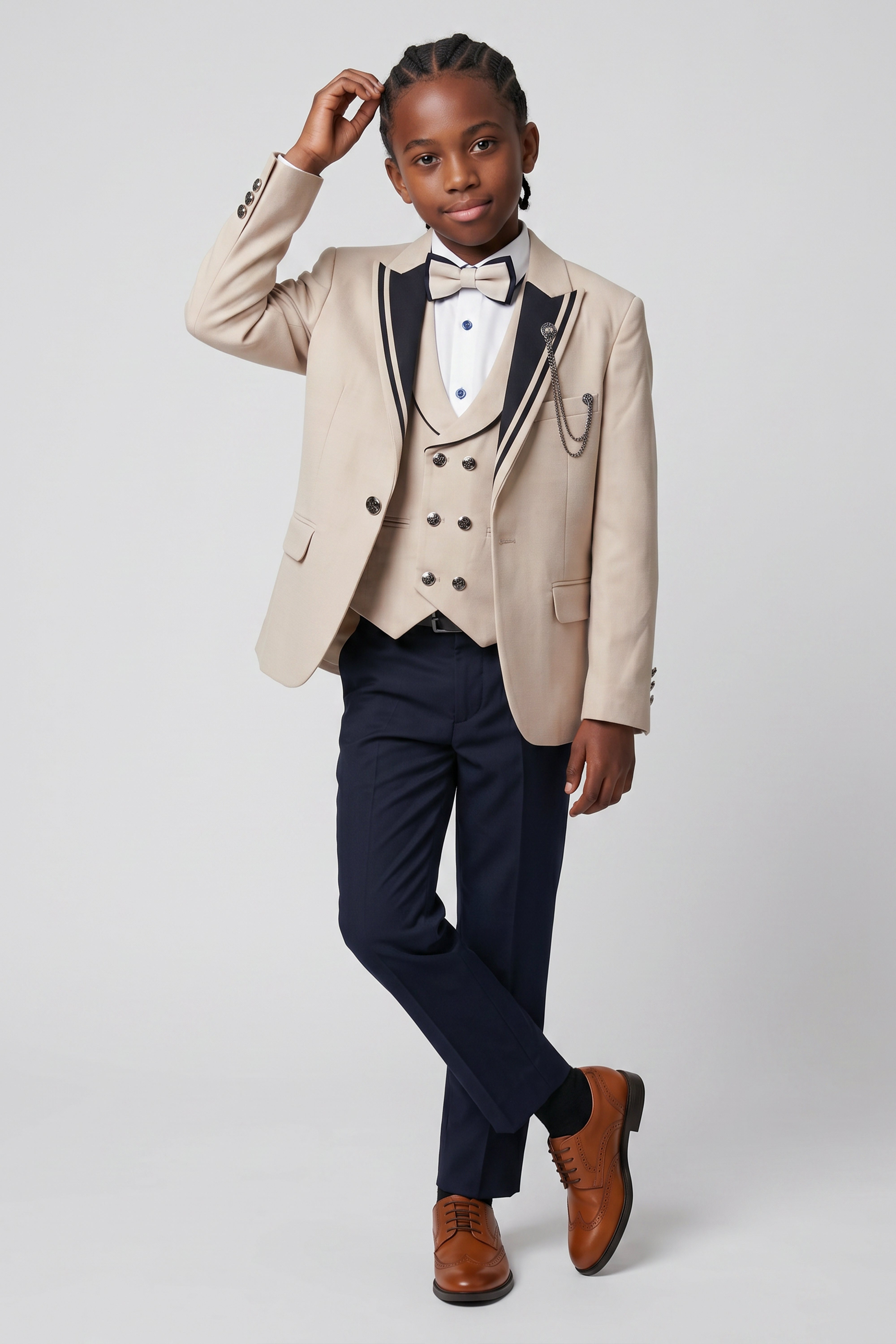 Completo da cerimonia da 6 pezzi per ragazzi con gilet doppiopetto - DAMATLIK W - Beige Camel