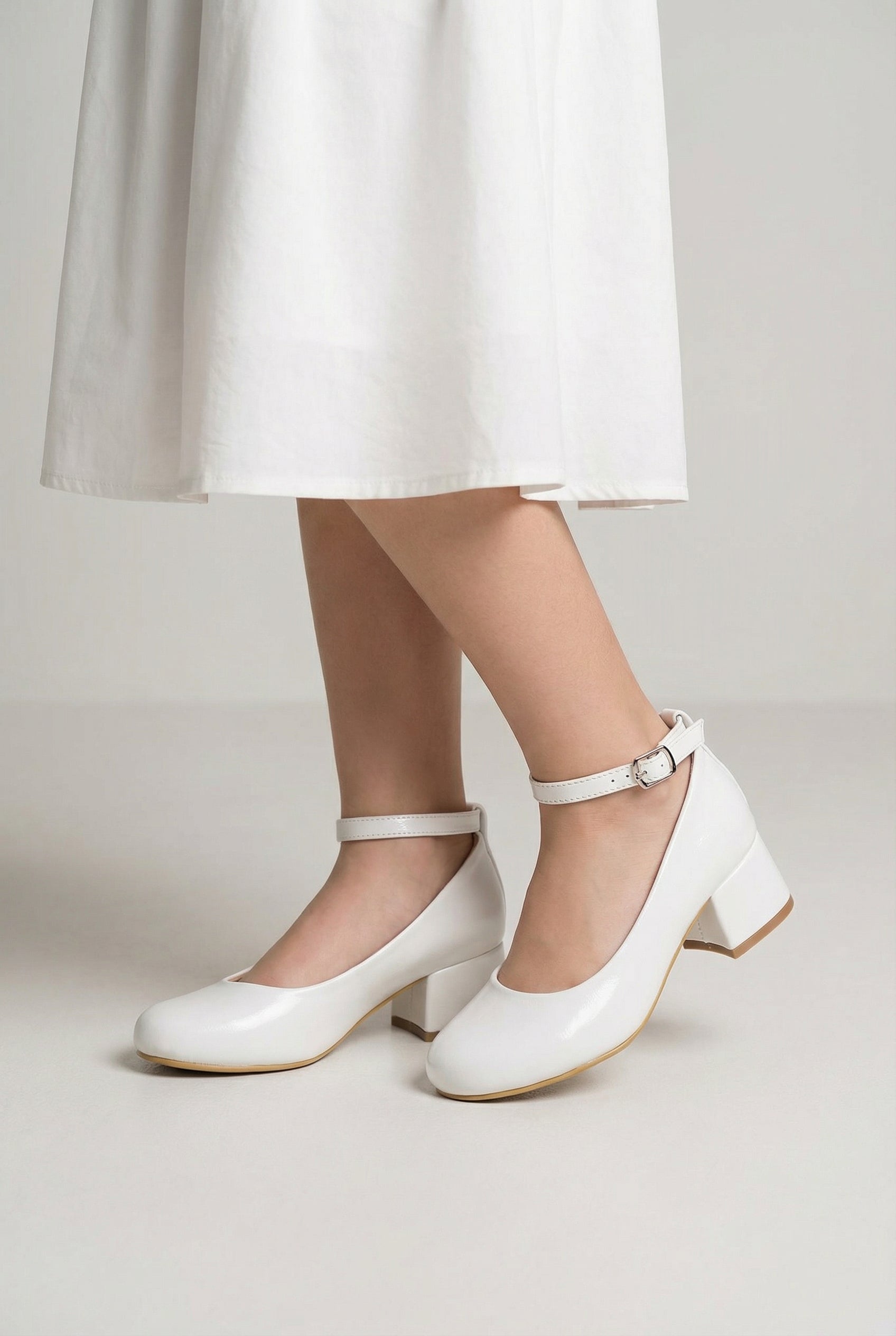 Girls' Mary Jane High block Heal Patent Dresss shoes - MIRAGE - White Model Picture