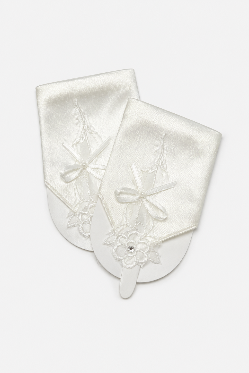 Girls’ Satin Fingerless Occasion Gloves with Lace Flower Detail – Ivory