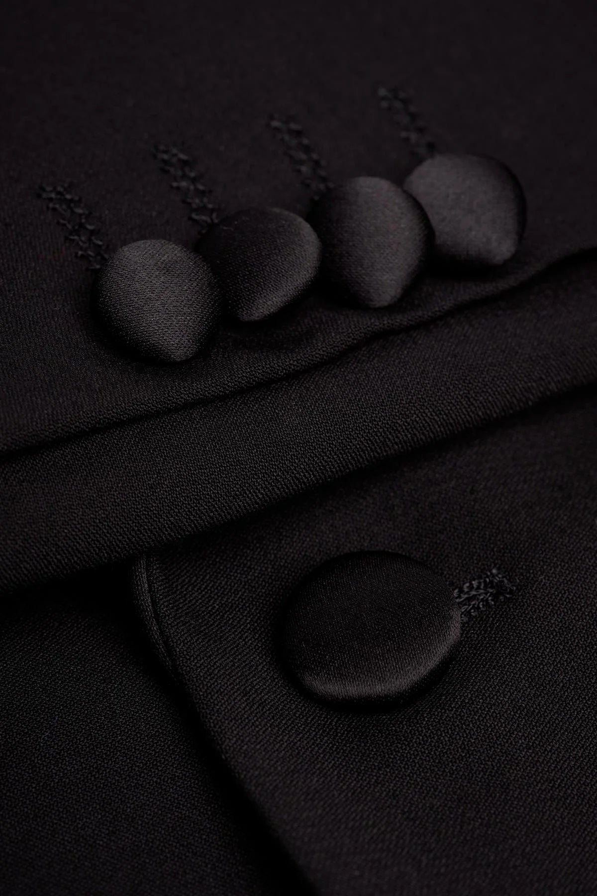 Conjunto de esmoquin de gala Cavani Malibu Negro para hombre, de 2 piezas, con solapa de muesca de satén