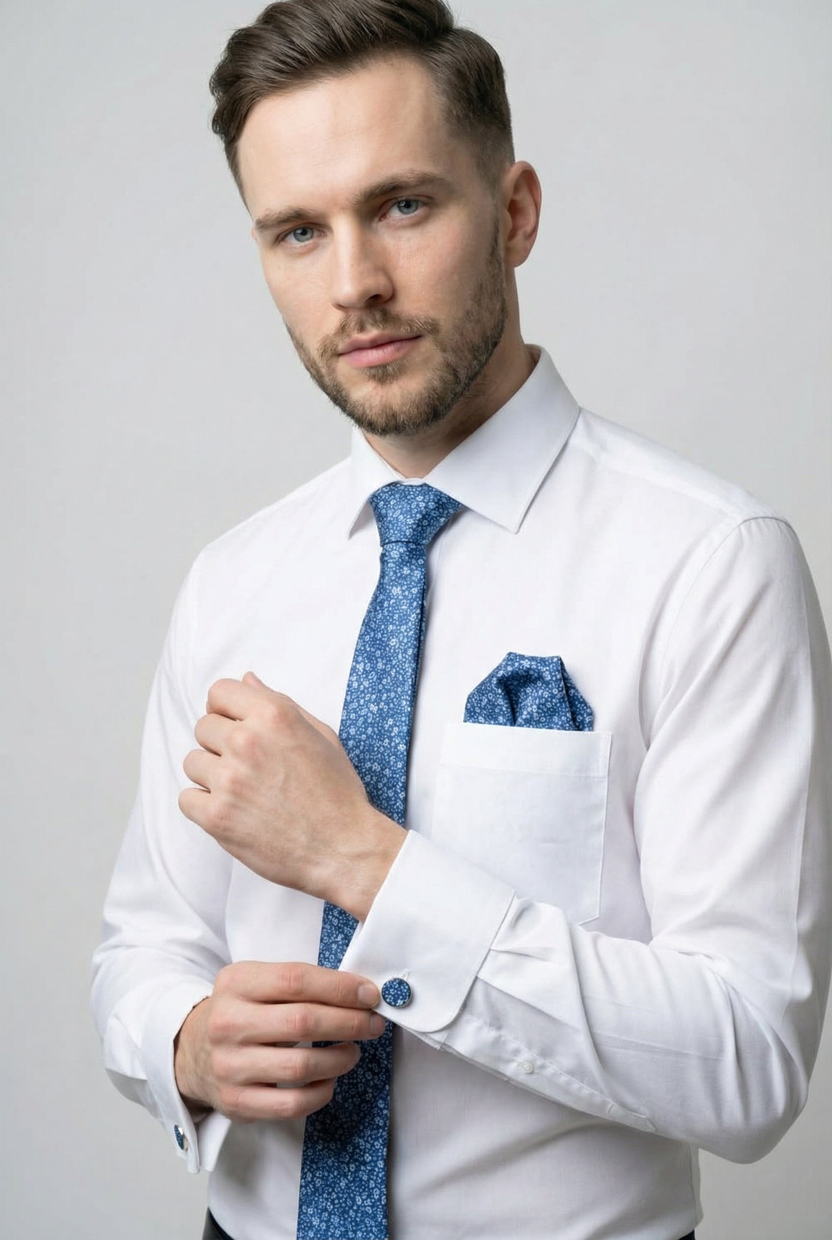 Men’s 3-Piece Floral Tie Set - Anthony - Blue Model Picture