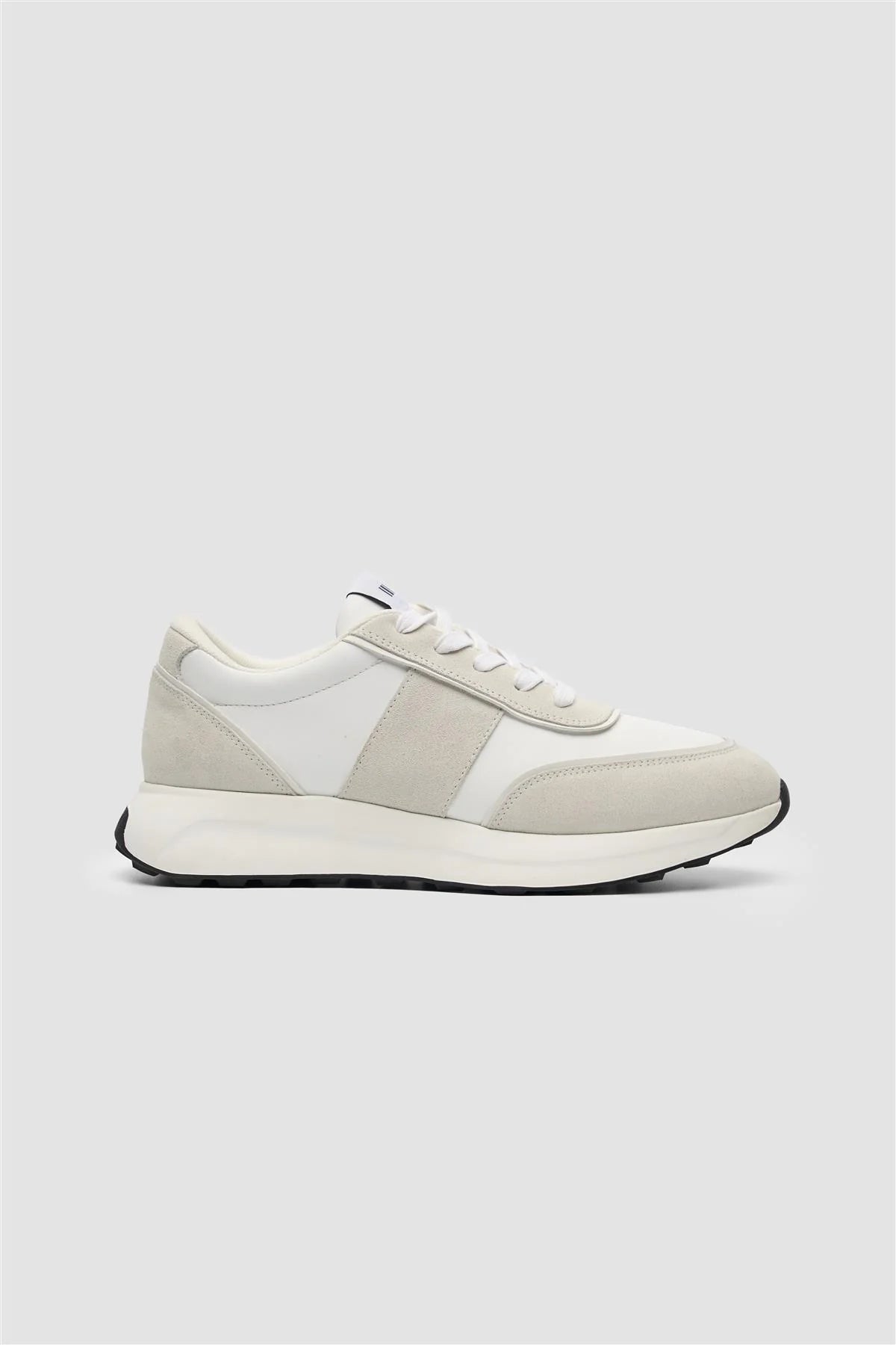 Men’s Classic Lace Up Trainers - Alanza - White Side Picture