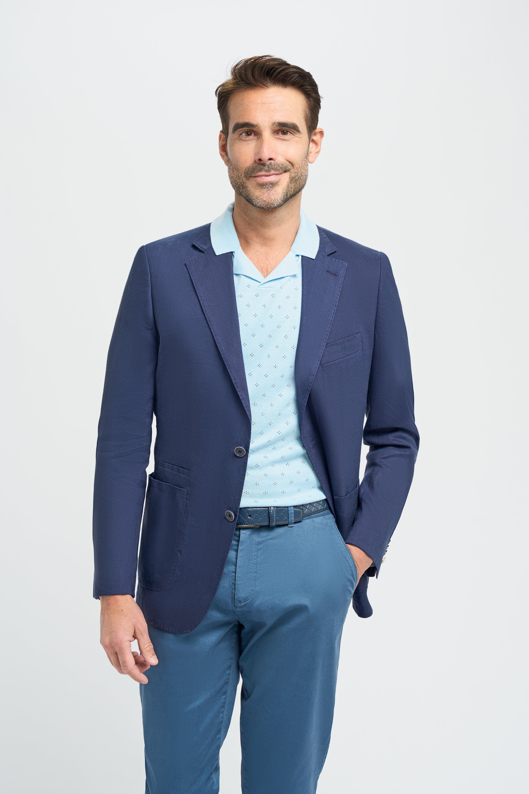 Men’s Linen Slim Fit Casual Blazer with Patch Pockets - Luca - Navy Model Picture