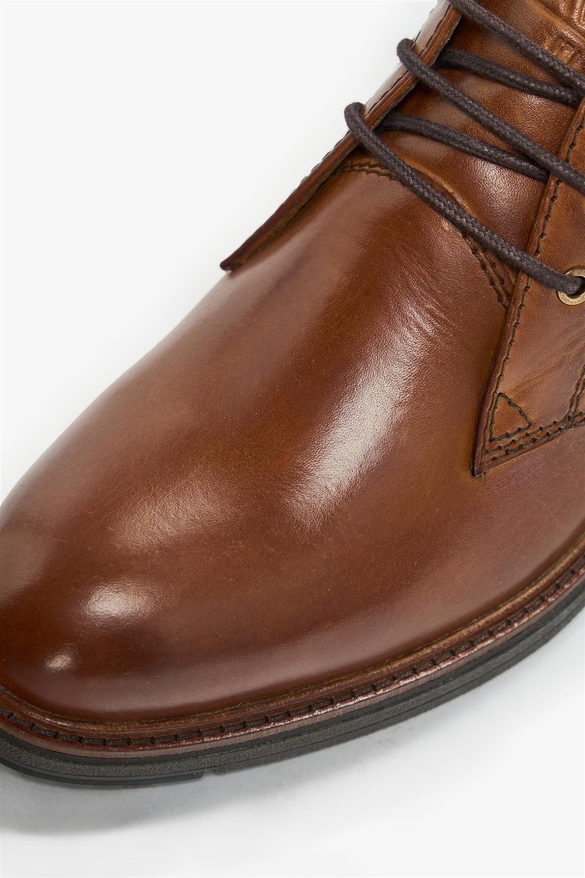 Men’s Polished Leather Chukka Boots - Austin -Tan Detail Picture