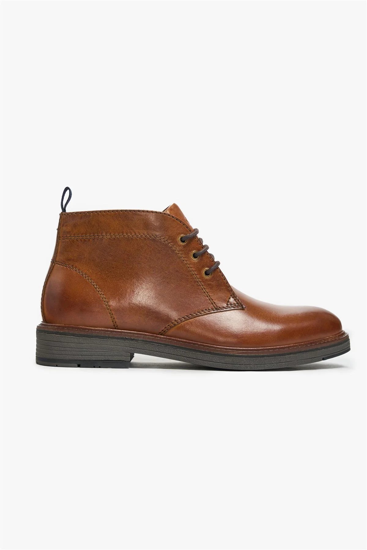 Men’s Polished Leather Chukka Boots - Austin -Tan Side Picture