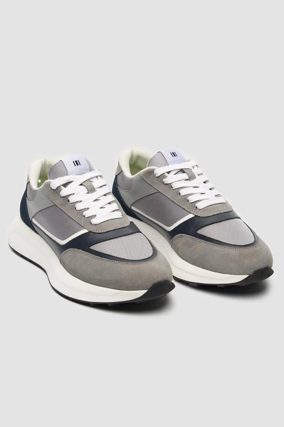 Men’s Retro Lace Up Trainers - Brisbane  - Grey Pair Side Picture