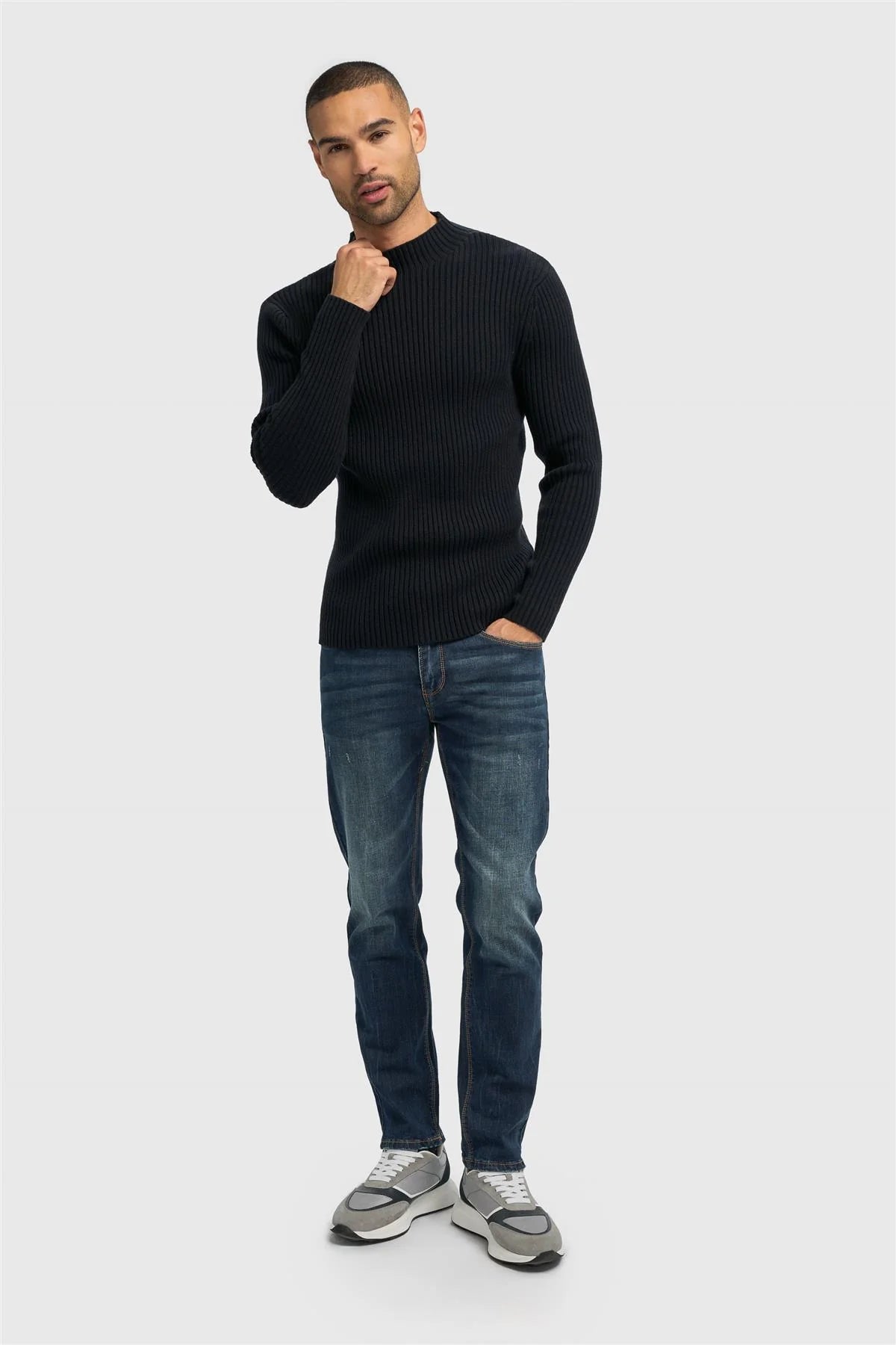 Men’s Wool-Cotton Blend Rib Knit Jumper - FOSCO - Navy Model Front Picture