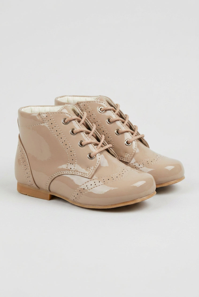 Stivaletti alla caviglia unisex per bambini in pelle verniciata Brogue - QUINN - Camel
