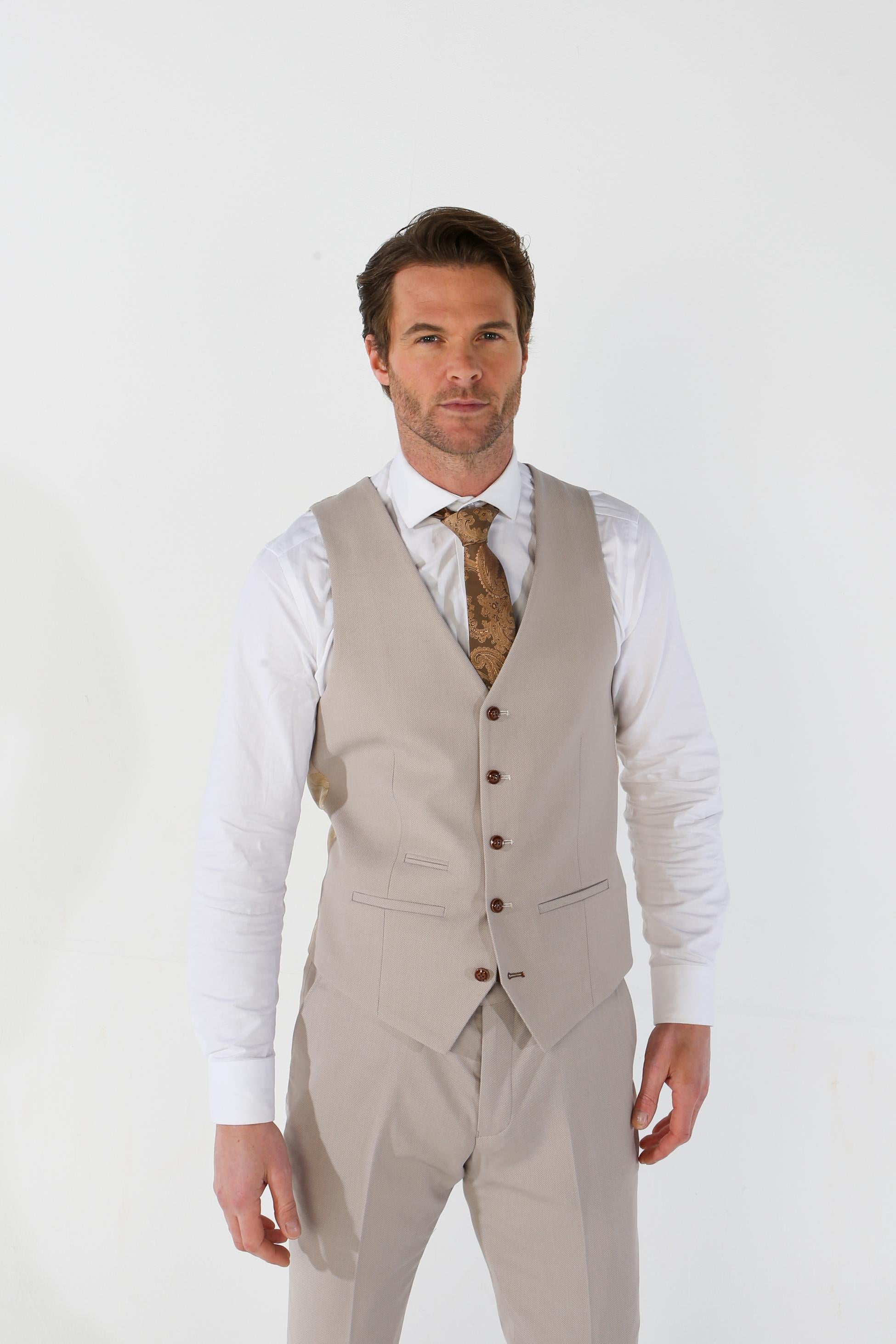 Men's Tailored Fit Single breasted Waistcoat - MAYFAIR - Stone