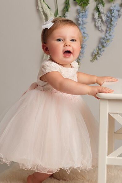 Robe en dentelle avec bordure froncée pour filles et bébés - AMARA - Rose Blush