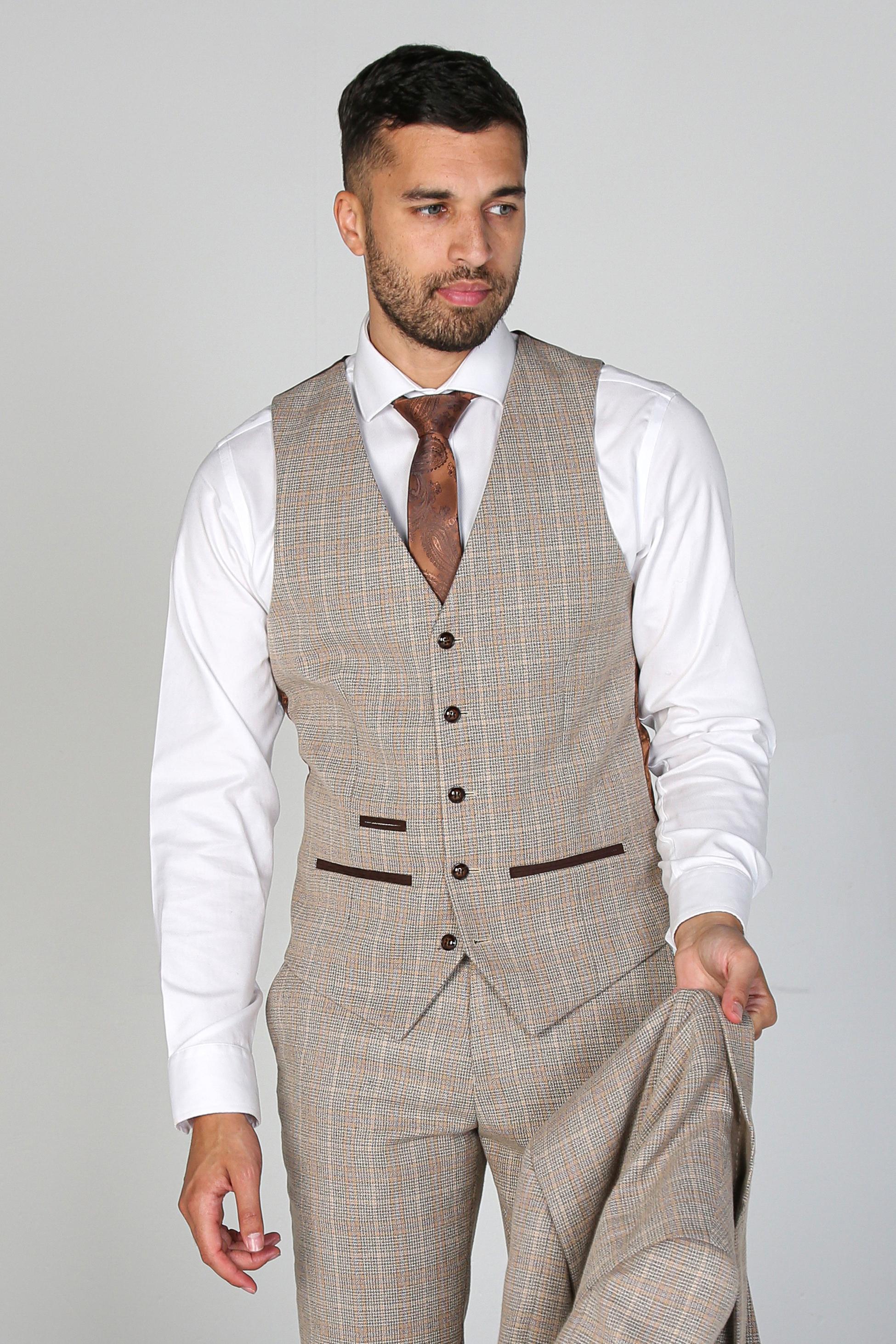 Men's Houndstooth Tweed Check Waistcoat - HOLLAND - Beige